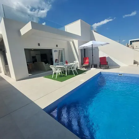Casa Patricks لوس مونتيسينوس